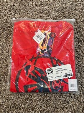 Spider-Man Adult Small Pajamas set New with Tags + youth XL shirt